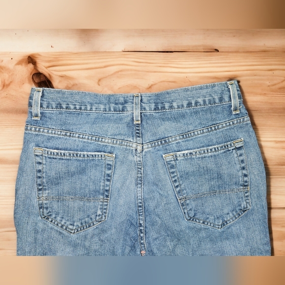 Old Navy Lowrise Bootcut Jeans 30x30 - Picture 4 of 5